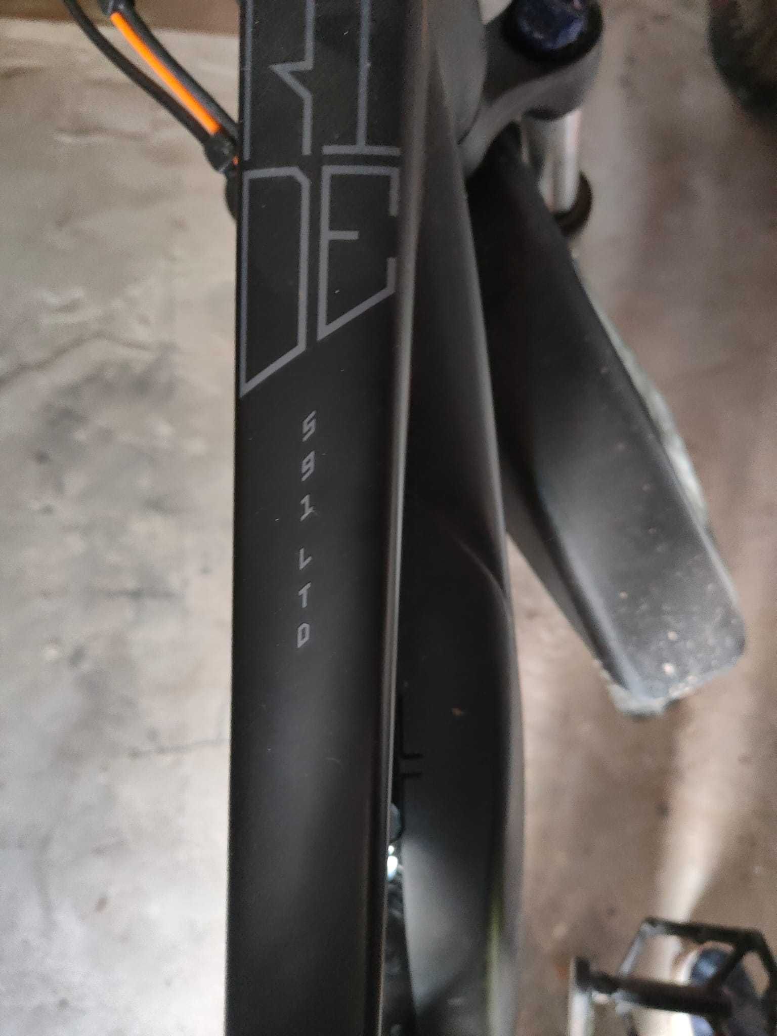 Bicicleta elétrica KTM