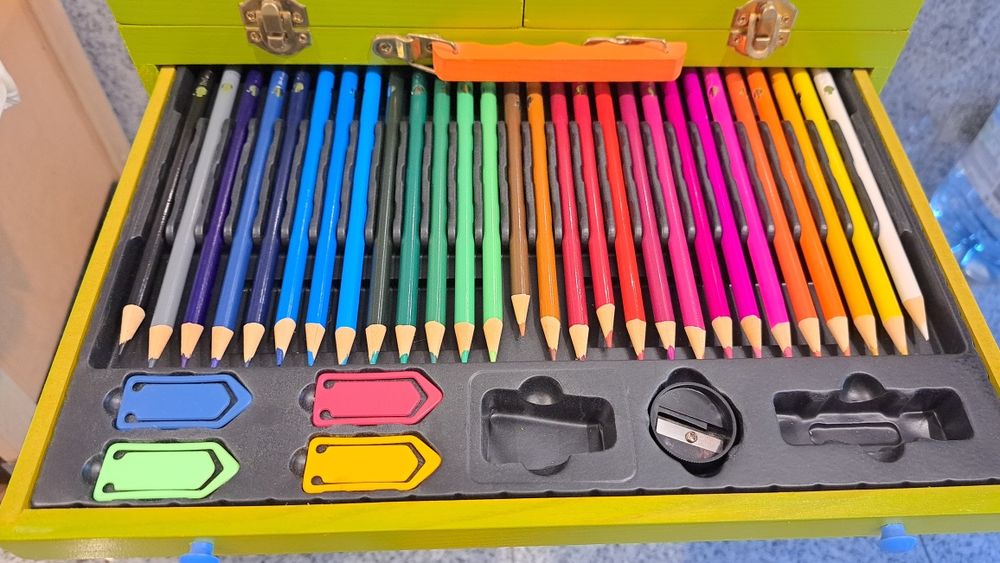 Mala Kit Gigante de Colorir e Pintar Criança Imaginarium (Como nova)