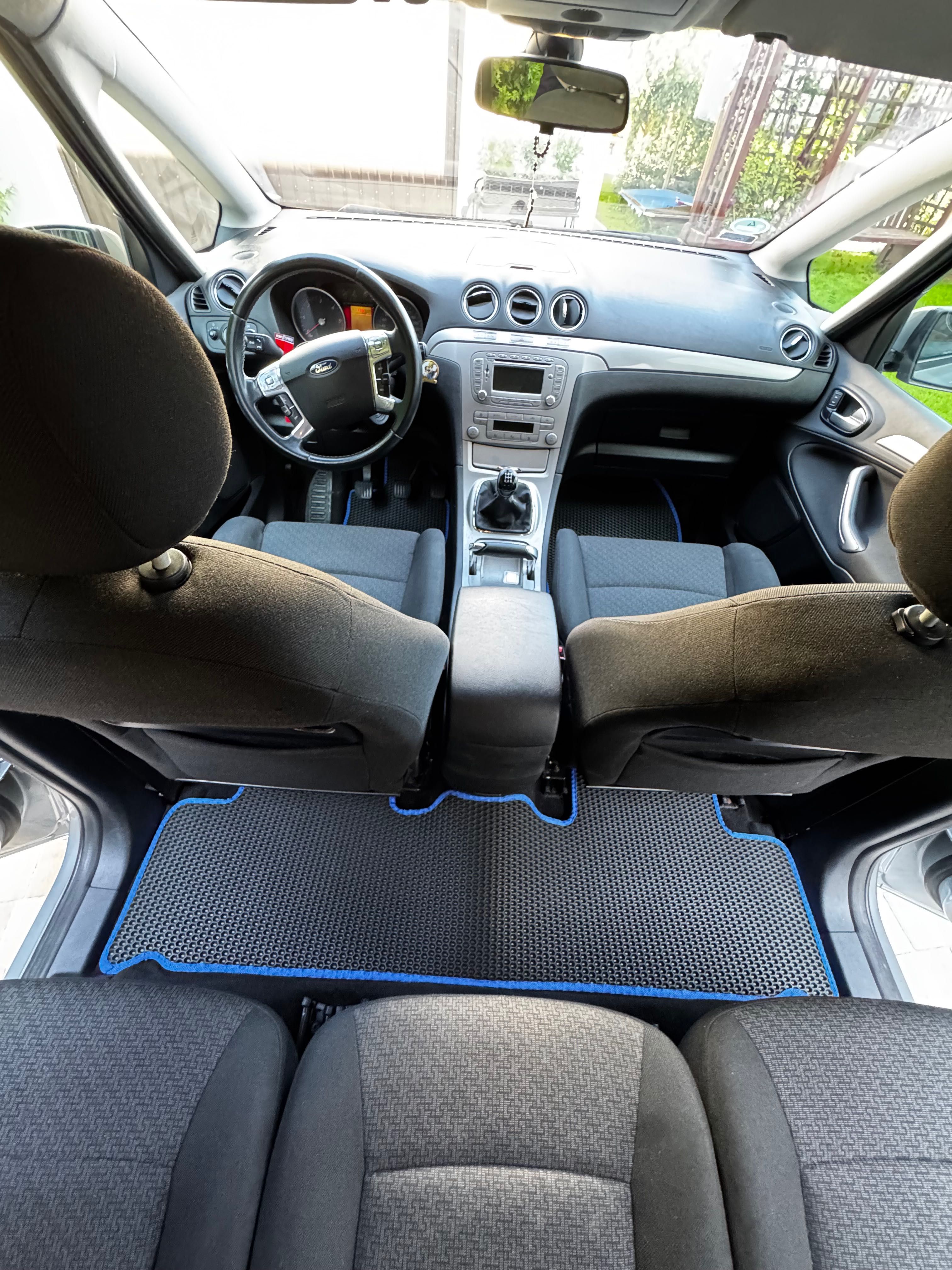 Ford S-max w wersji Titanium, 2009