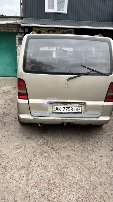 Мерседес вито автомат