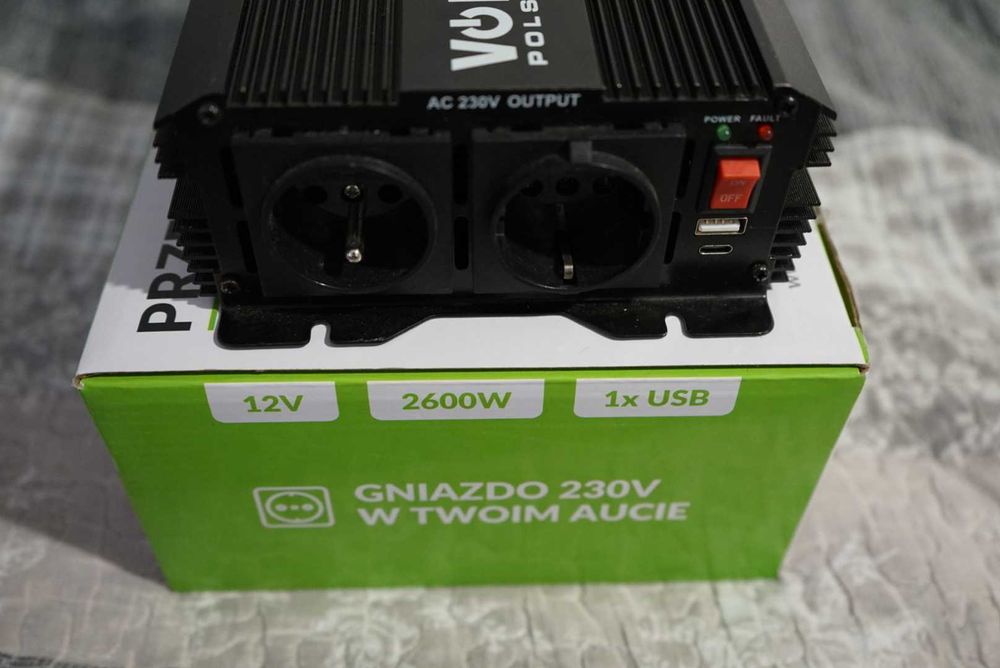 Volt IPS 2600N 12-230V  przetwornica samochodowa