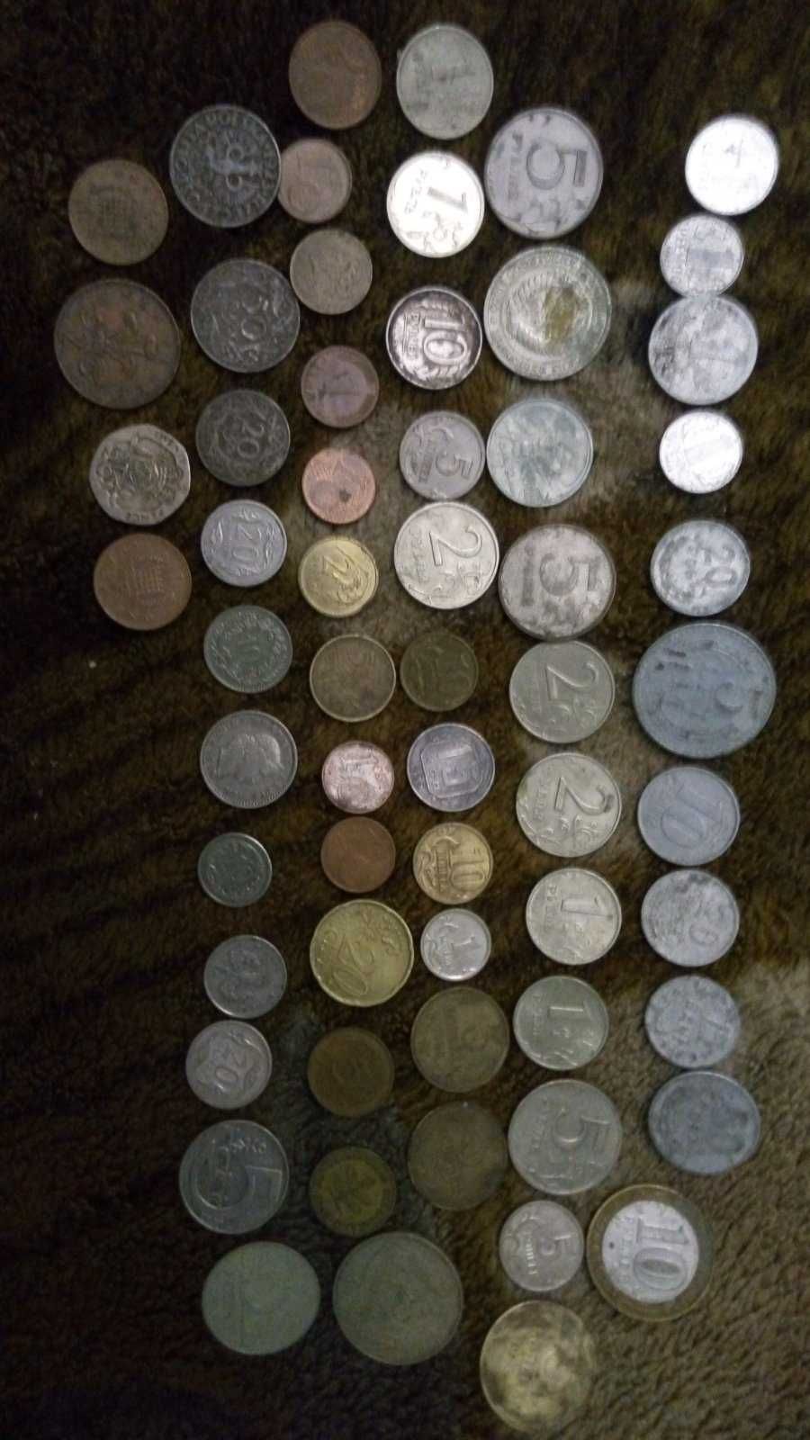 Різні монети. Можна на вибір