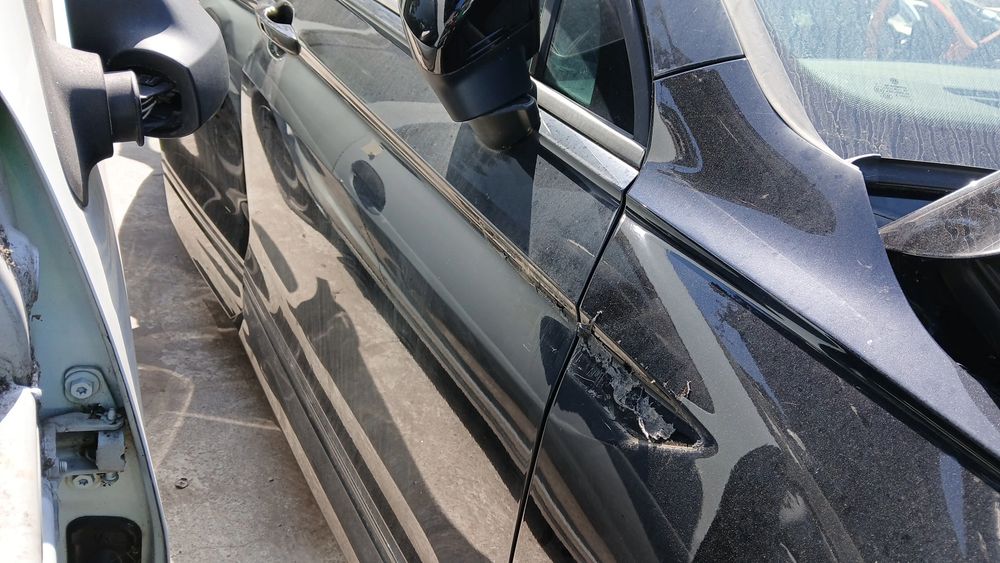 Porta frente direita VOLKSWAGEN Tiguan (AD1, AX1)