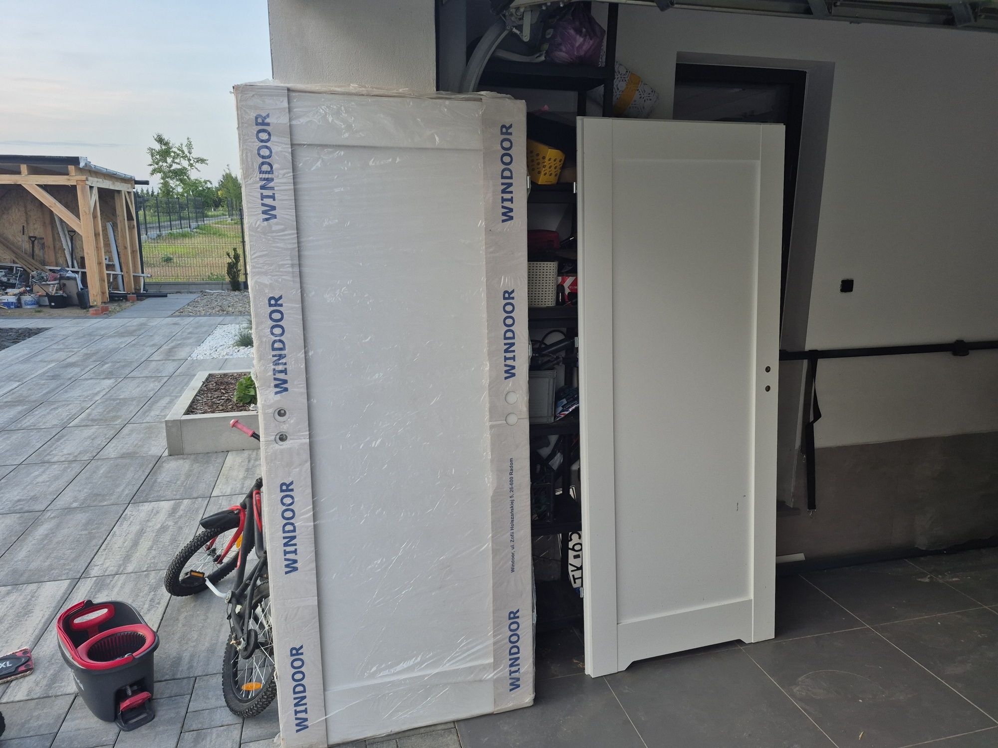 Drzwi wewnętrzne 80 Windows nowe
