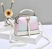 Женская мини сумочка клатч радужная белая жіноча небольшая сумка