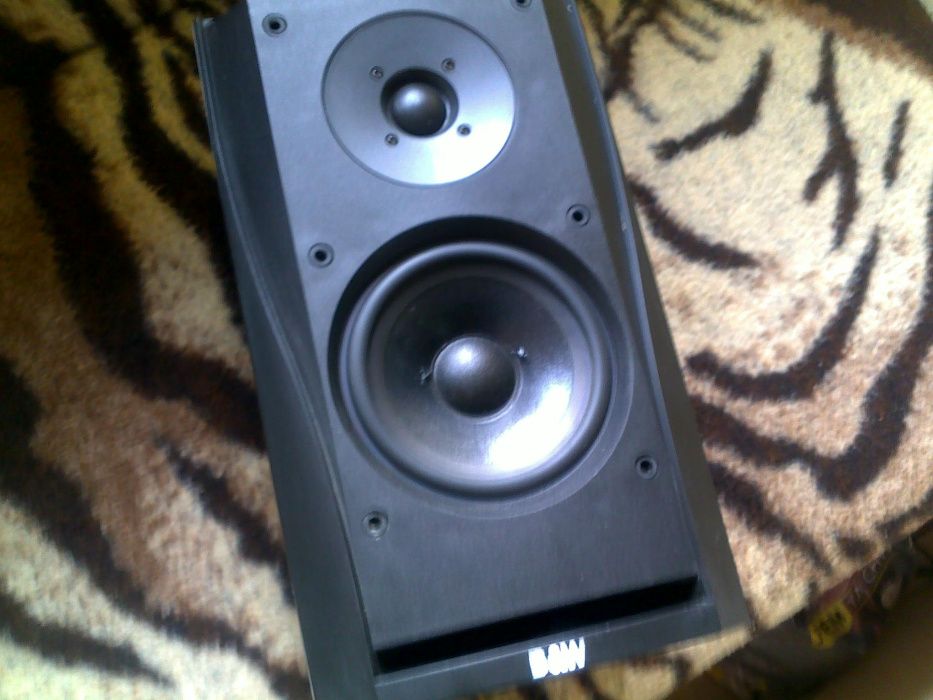 Bowers & Wilkins