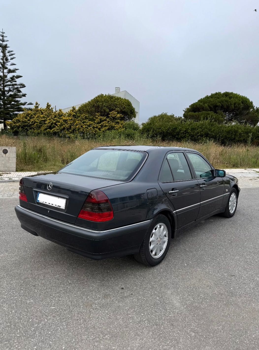 Mercedes Benz C200