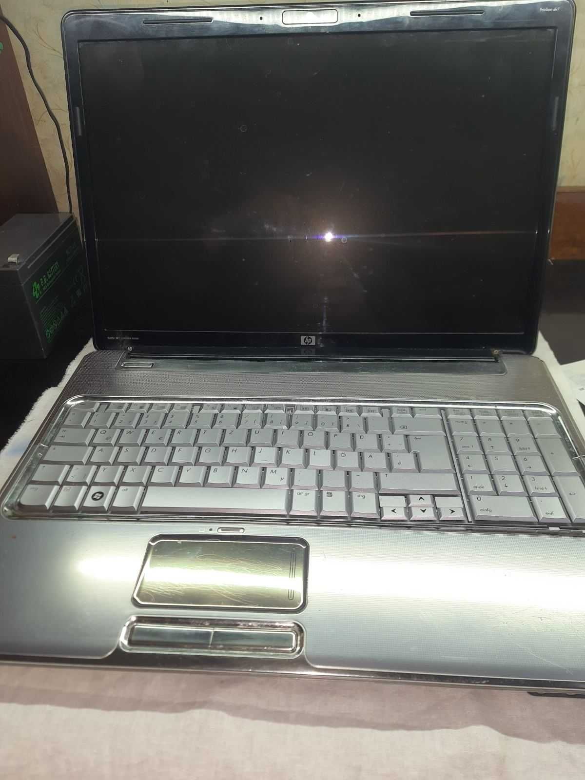 Ноутбук 17"  HP Pavilion DV7 на запчасти.