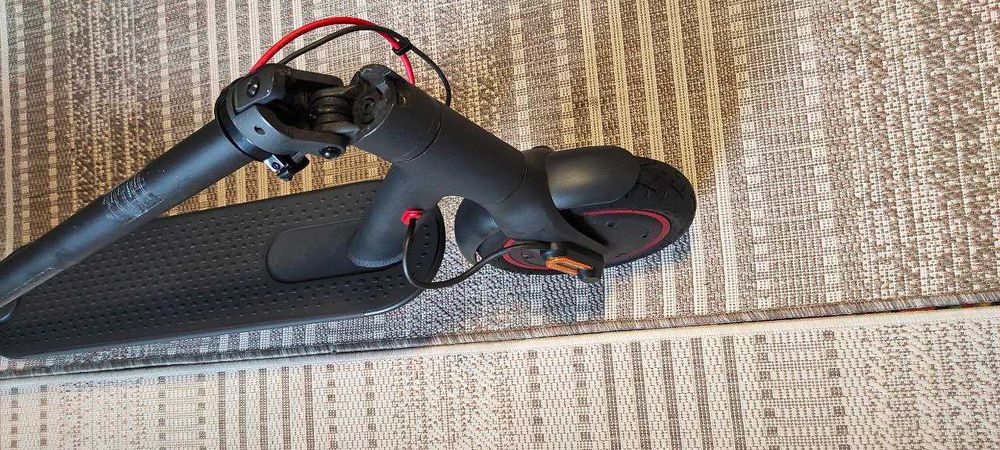 Електро самокат Ксіомі xiaomi m365 pro оригінал