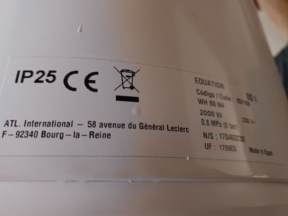 Vende-se Termoacumulador Equation 80L