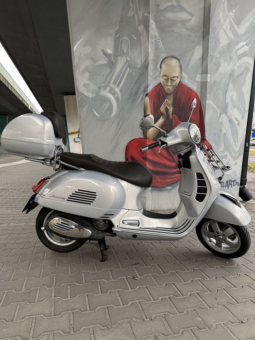 Skuter skutery wynajem wypożyczalnia holiday scooter rental