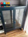 Ikea Fabrikor, witrynka granatowa