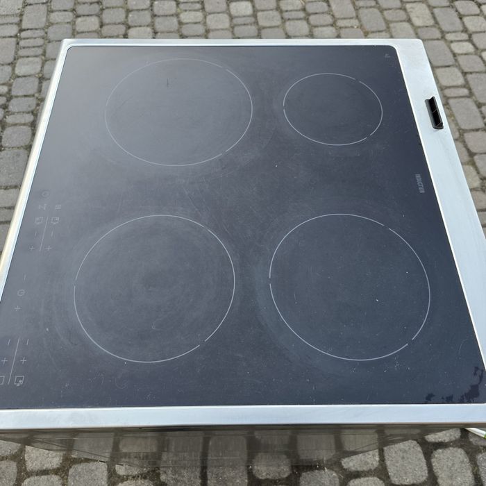 Kuchenka indukcyjna wolnostojąca Electrolux