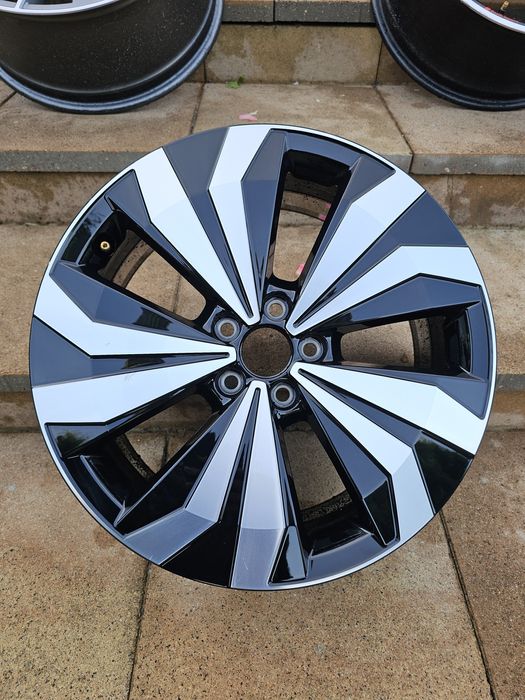 Felga 17cali 5x100 6.5j et39 oryginał Vw T-Cross Ładna