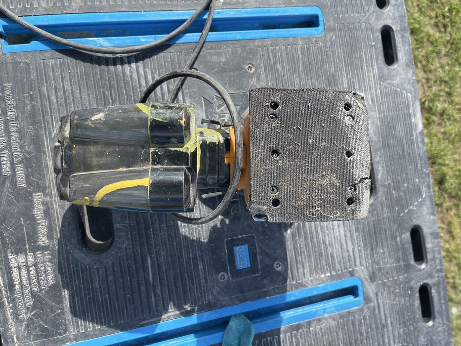 Szlifierka oscylacyjna JCB SS240