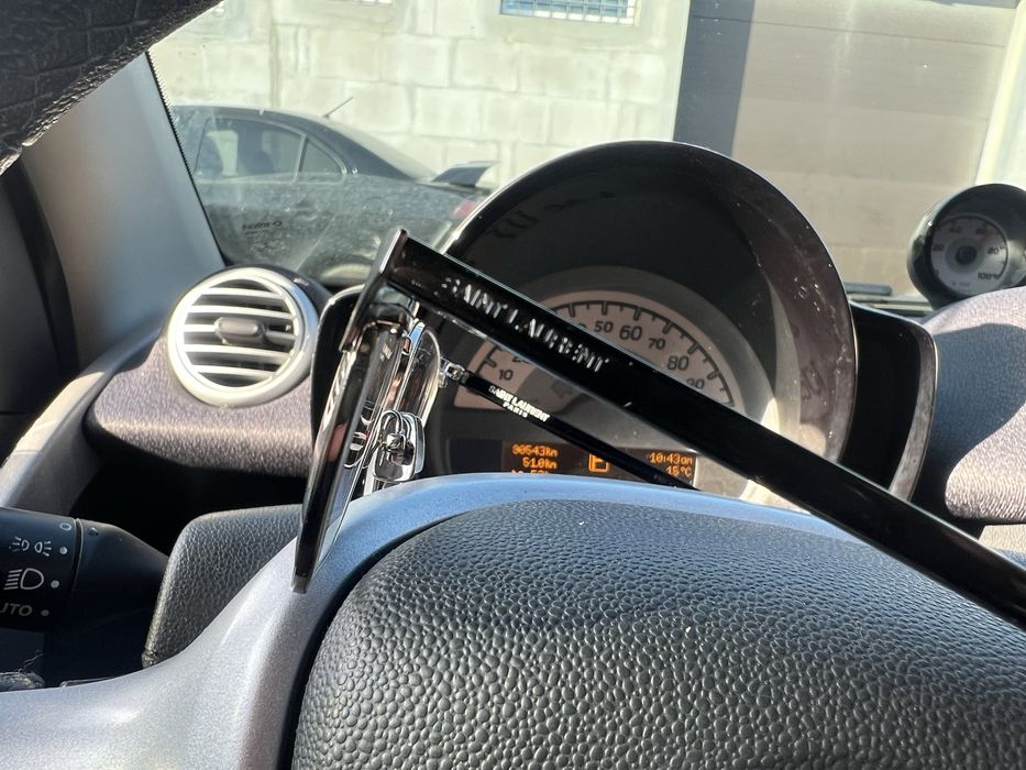 Оригінальні окуляри Saint Laurent SL224 — стан топ, привезені з США