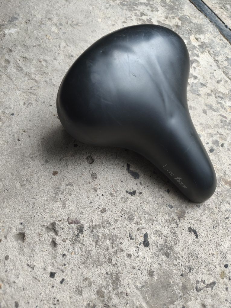 Siodelko rowerowe damskie Selle Royal Lite Foam