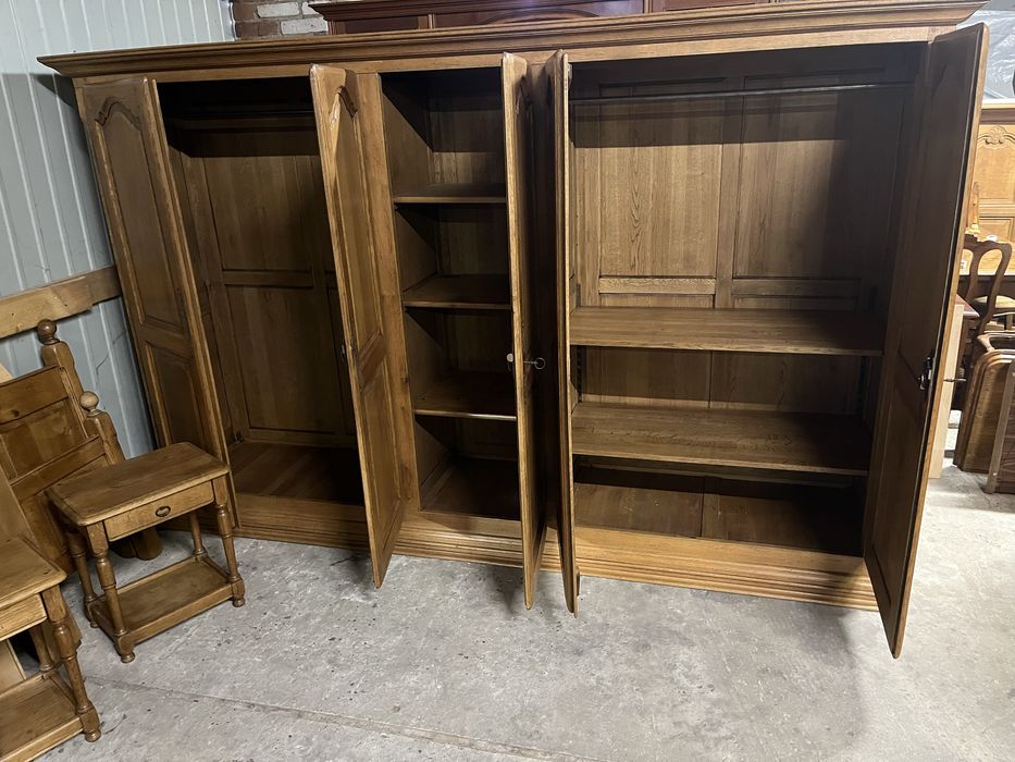 Piękna dębowa sypialnia