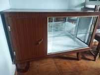 Conjunto de 2 vitrines/aparadores