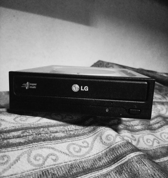 LG MultiDrive CD/ CD RW / DVD / DVD RW como nova, pouco uso, fiavel64739425141890122