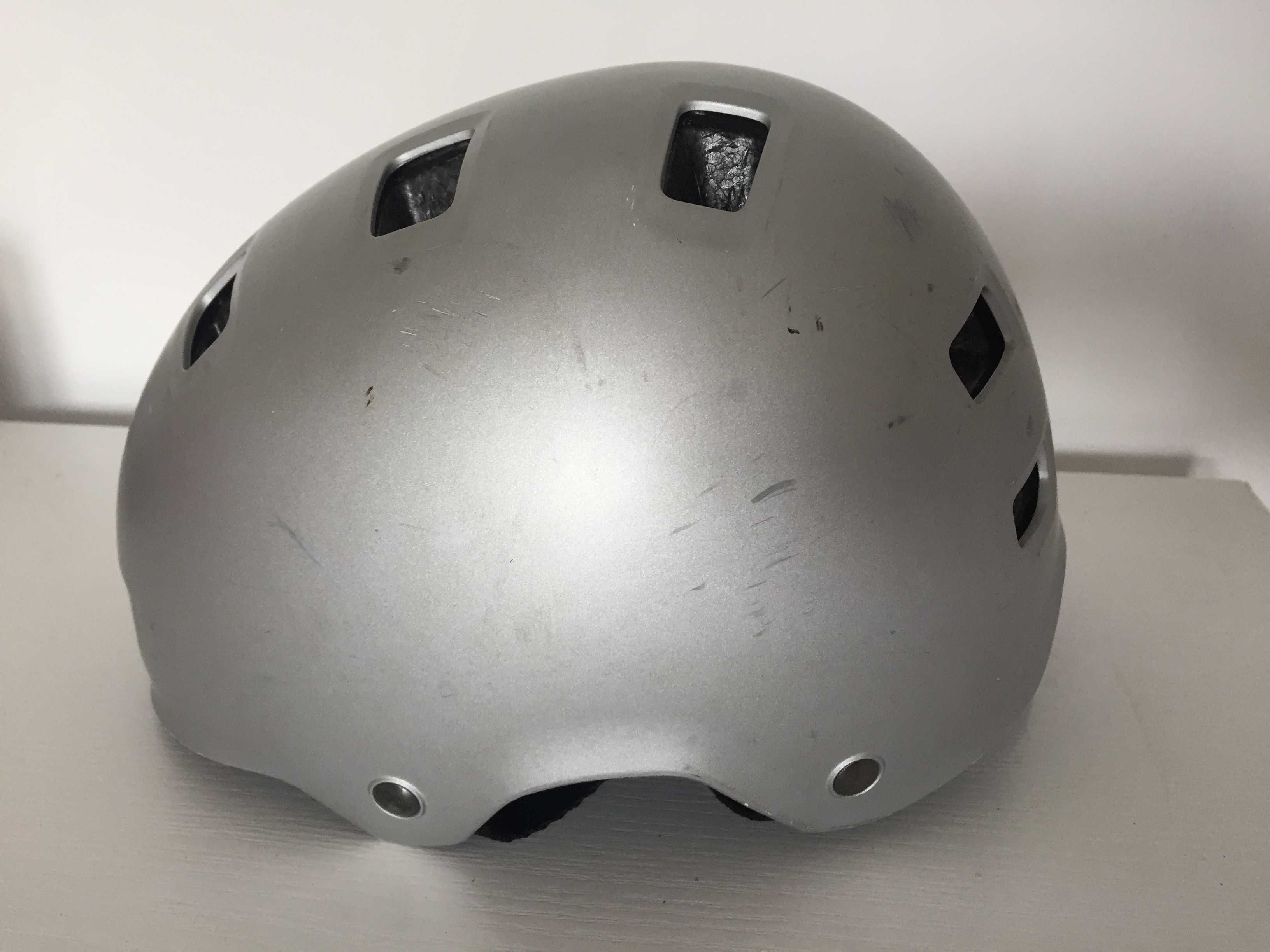 Kask rowerowy Oxelo rozm. 52-55cm