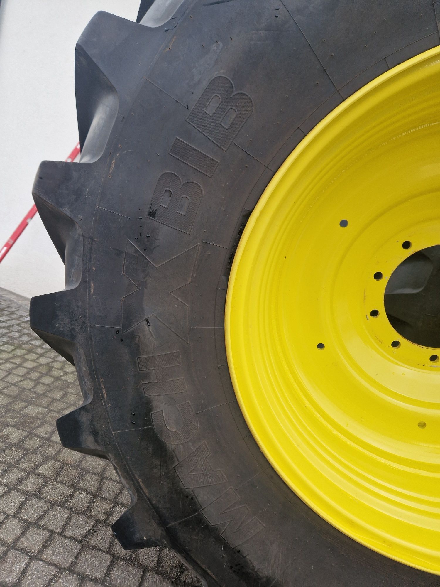 Koła John deere opona 650/85r38 Michelin MACHXBIB Felga 23x38