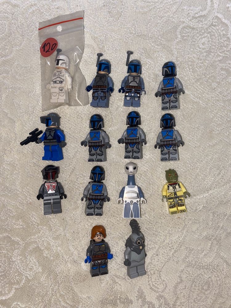 Ponad 300 figurek LEGO Star Wars