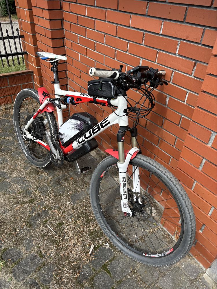 Rower elektryczny CUBE duza moc