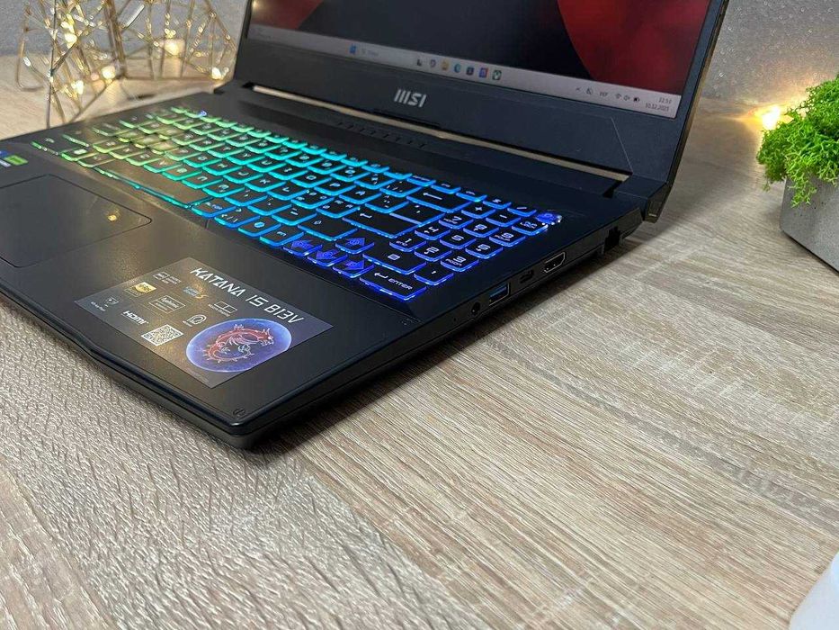 Ігровий MSI Katana b13VGK 15.6FullHD144Hz/i7-13620H/RTX4070/16DDR5/1TB
