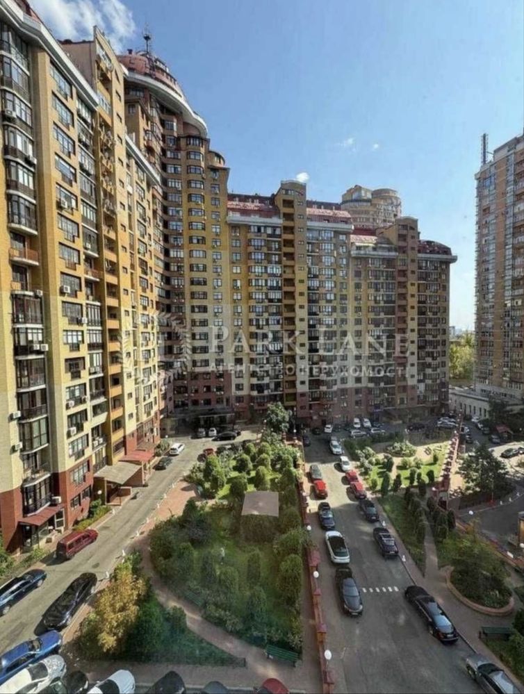 Продаж 4-кімн., ЖК Митець Печерський Центр Щорса Коновальця