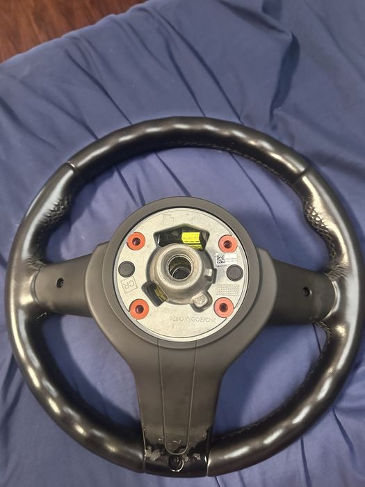 Кермо BMW M-Performance. F-Серія