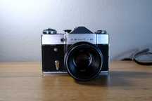Aparat Zenit-B  z obiektywem Helios-44-2 58mm f/2 + Futerał