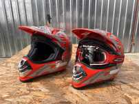 Kaski enduro 2szt.