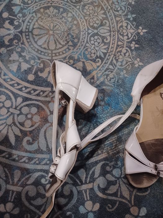 Бальні туфлі,у гарному стані,декілька разів взутті, 20.5 см 33р