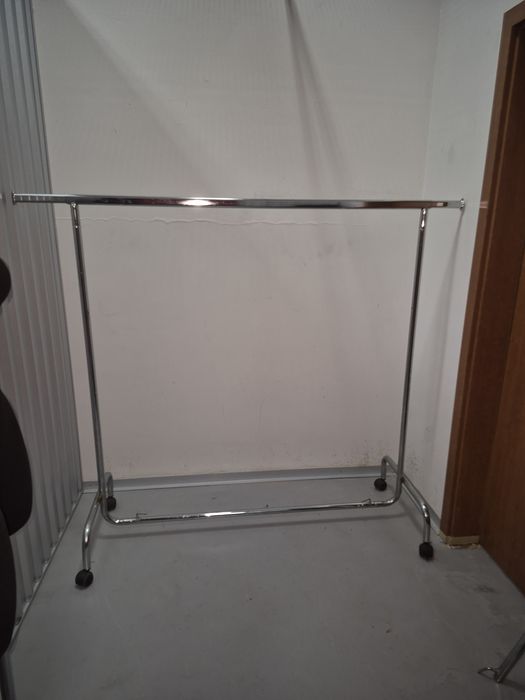 Stojak wieszak na ubrania