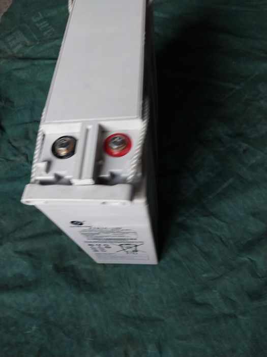 Гелевый AGM   65 -100 %12 в 2023 год солнечных панелей  HUAWEY  Ганкон