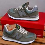 Хакі Stone Island 574 — лімітована класика від New Balance