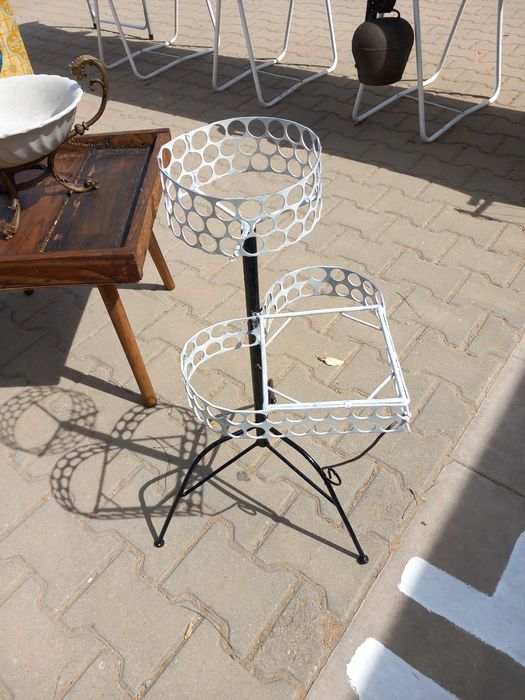 Suporte de flores metalico, forma em coração, antigo
