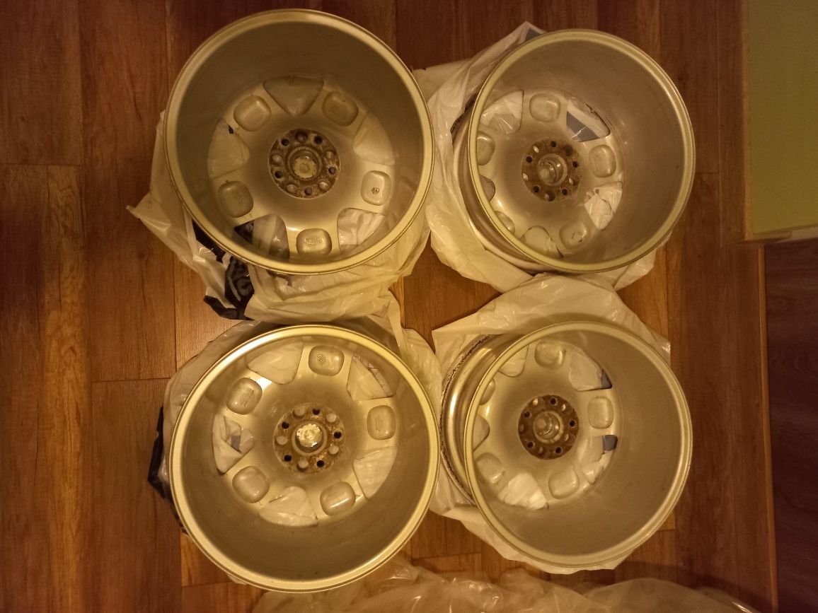 Felgi aluminiowe 17" OE Audi Sport (A6,A4,A3) komplet+1 - super stan !