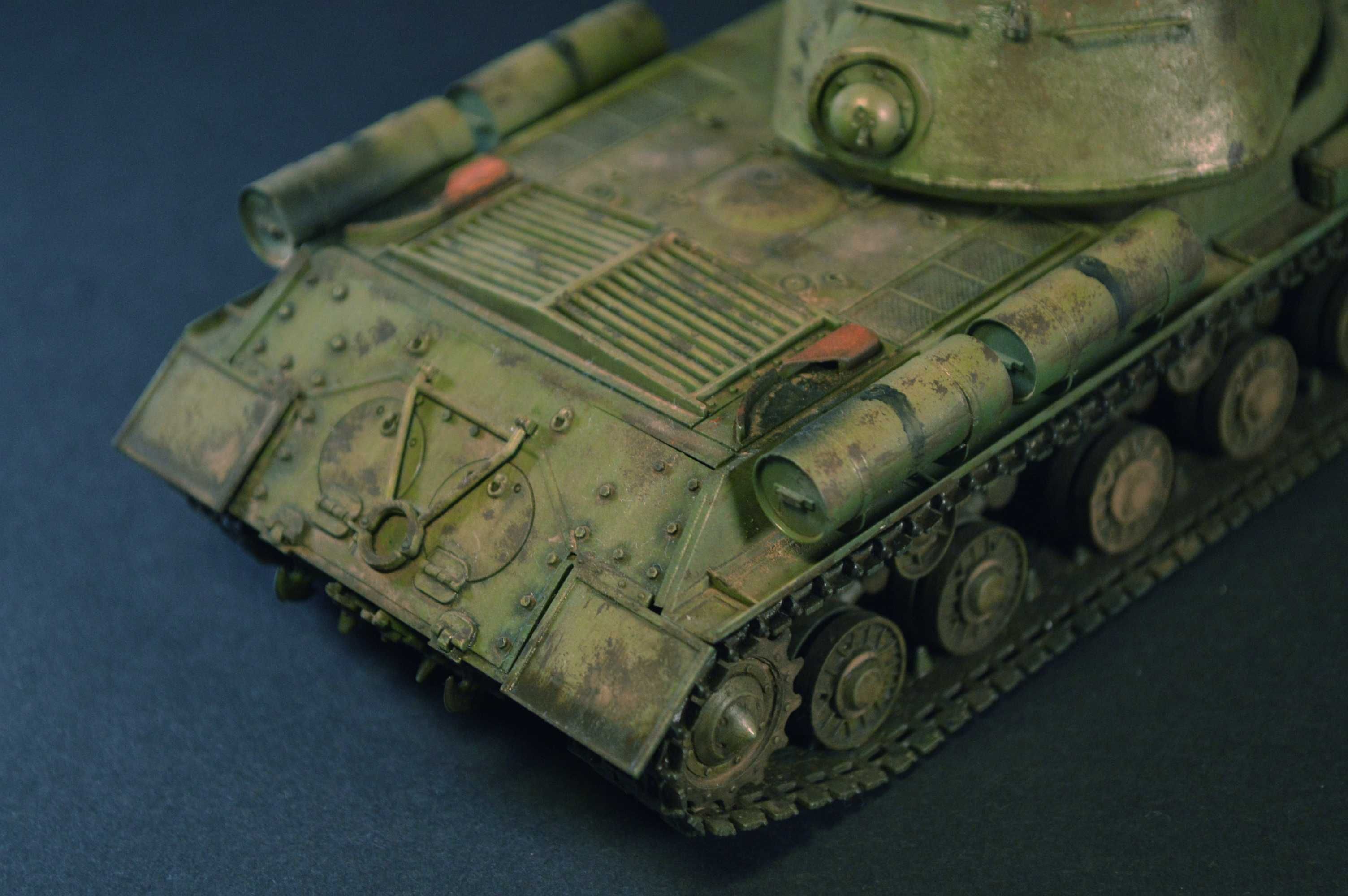 Model Czołg JS-2 (Skala 1-35)