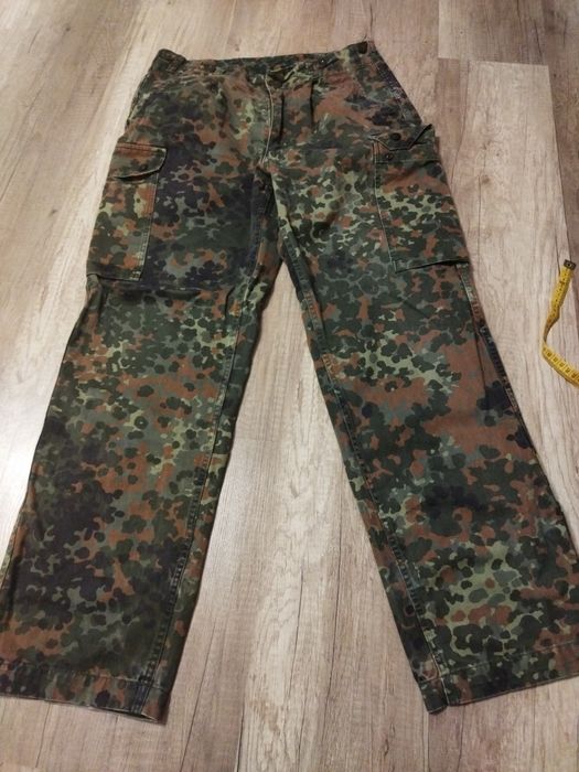 Orginalne spodnie w kamuflażu wojska niemieckiego.
