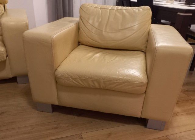 Skórzany wypoczynek  ( kanapa +  fotel)
