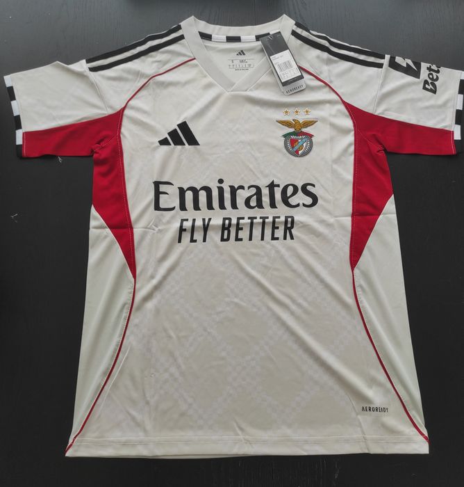 Camisola Alternativa Bege do Benfica, época 25/26