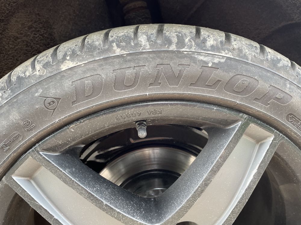 Шини 225/45 R17 Dunlop Sport Maxx rt Літо комплект