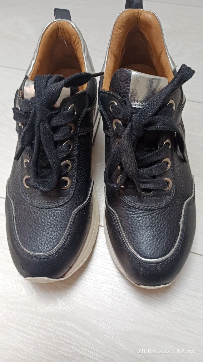 KAZAR czarne skórzane sneakersy damskie 37
