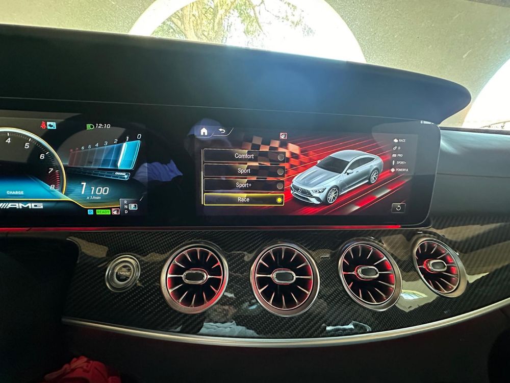 Mercedes AMG GT63