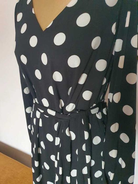 Sukienka maxi w grochy reserved rozmiar M