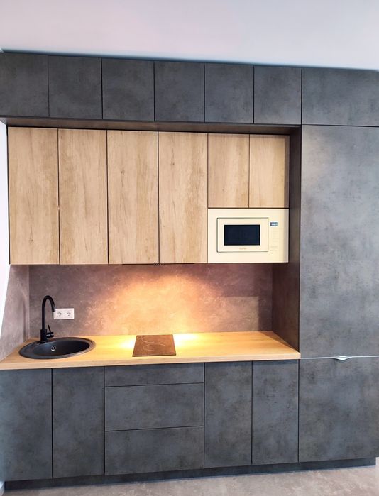 Здається в оренду квартира ( 350$ )