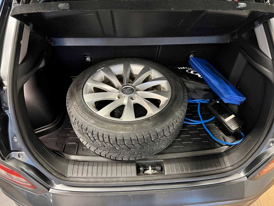 Hyundai Kona 64кВт без ДТП, під ключ з Норвегії, рідний пробіг