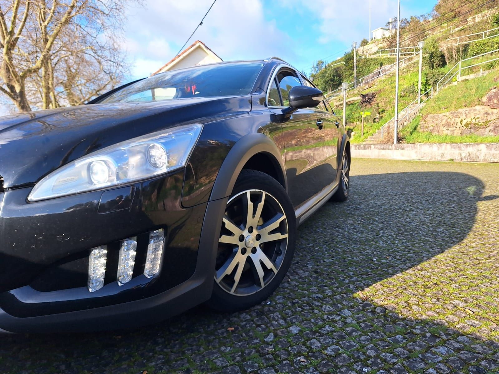 Peugeot 508 RXH 4 Limited Edition 

Combustível Híbrido (Diesel)

Tipo
